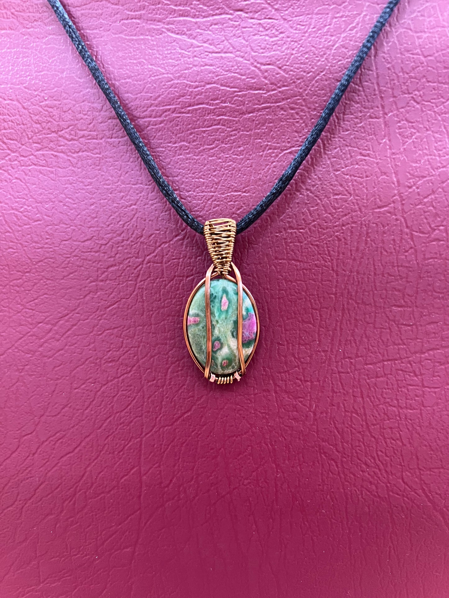 Ruby zoisite pendant - UV reactive