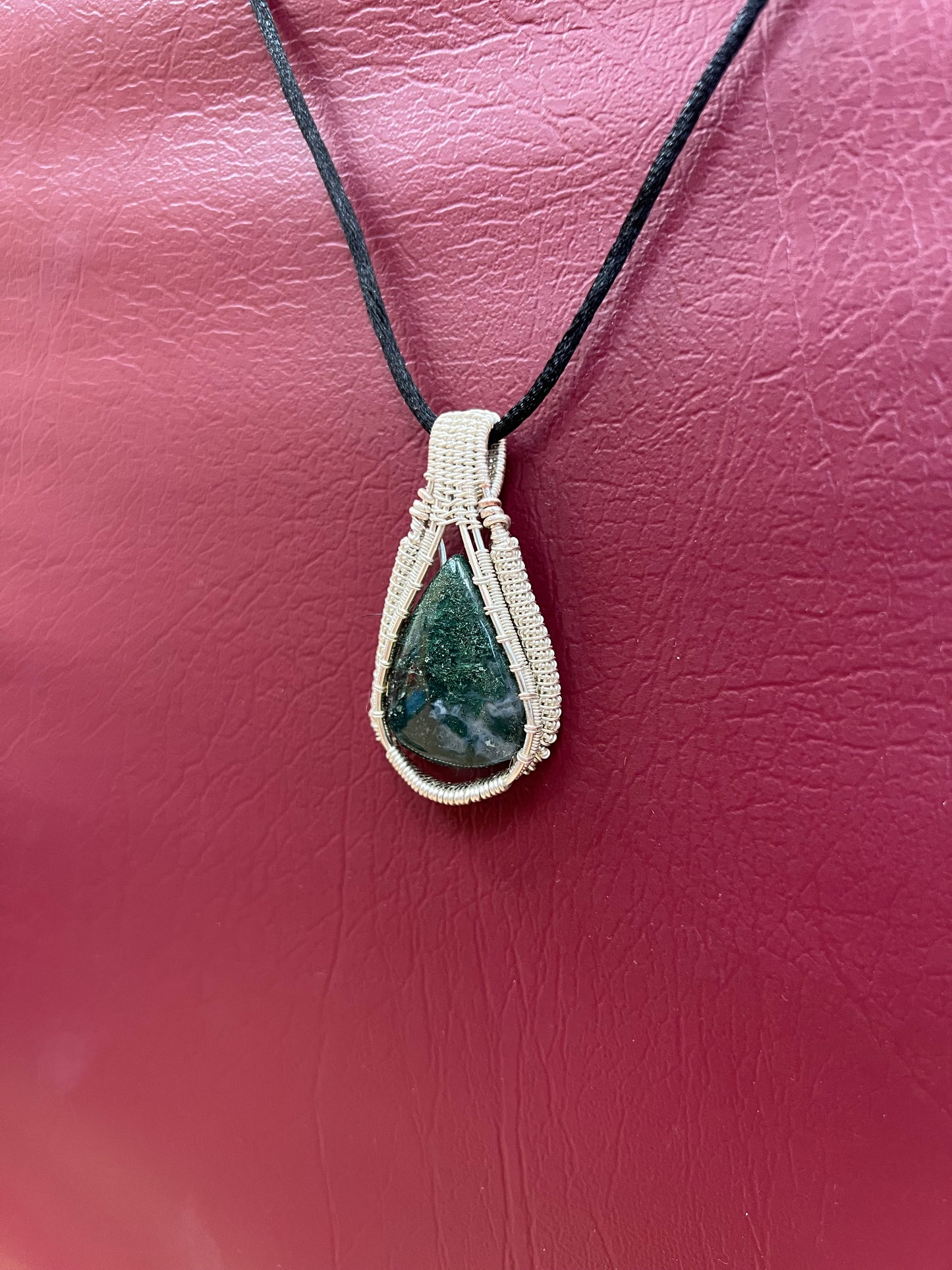 Moss agate pendant